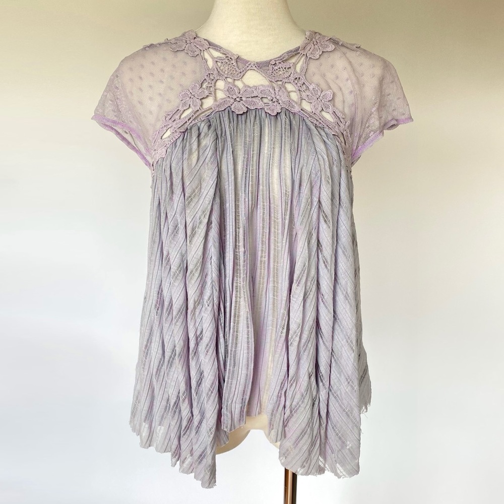 Free People Sheer Flowy Lavender Top - Size Small - Picture 4 of 5